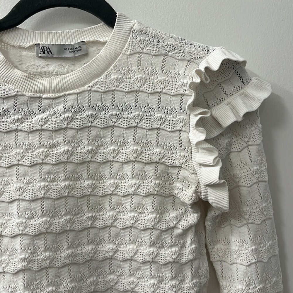 Zara Ruffle Top - Picture 4 of 5